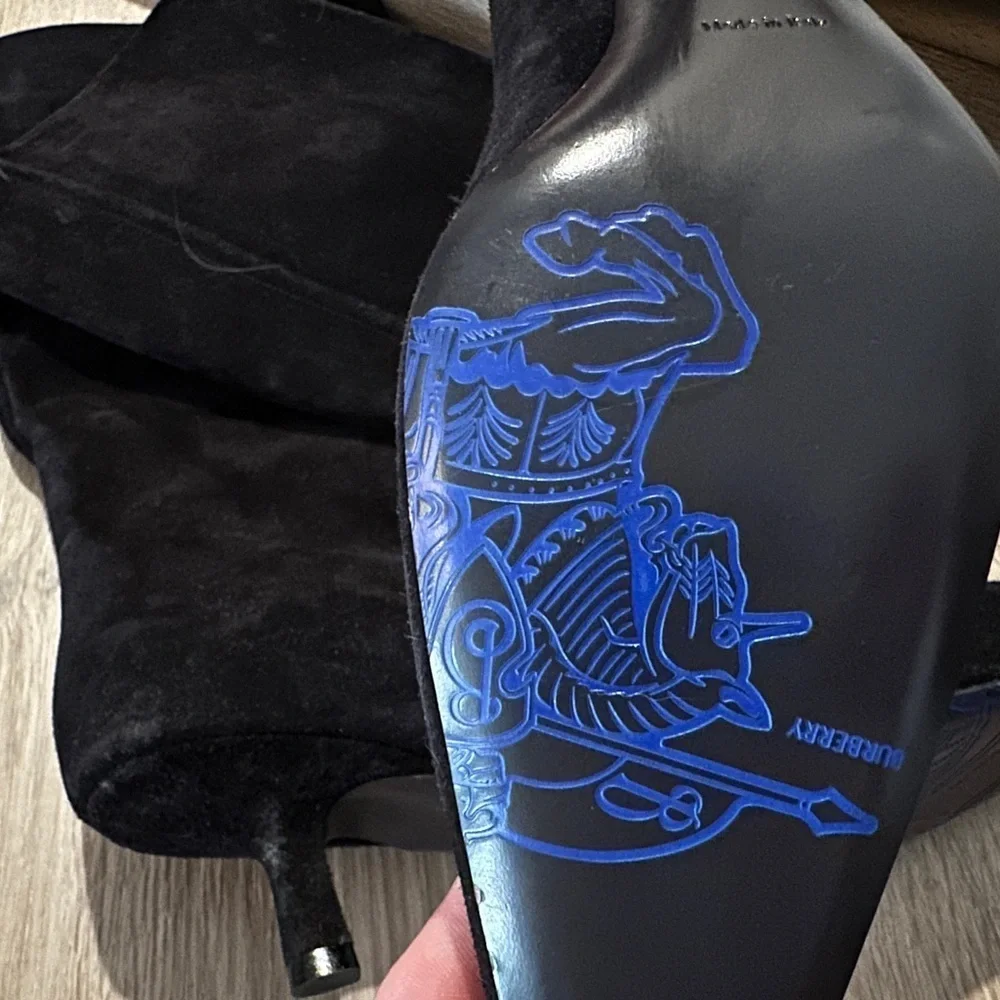 New Burberry Storm Black Suede Knee High Boots Size 36.5 - Picture 7 of 8